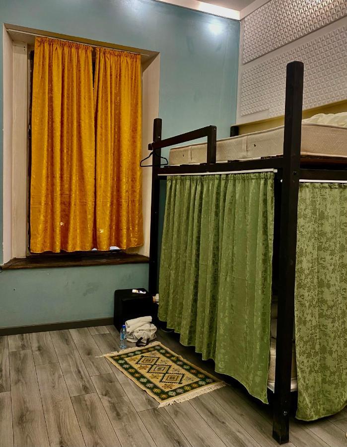 Communication Hostel Μπατούμι Εξωτερικό φωτογραφία