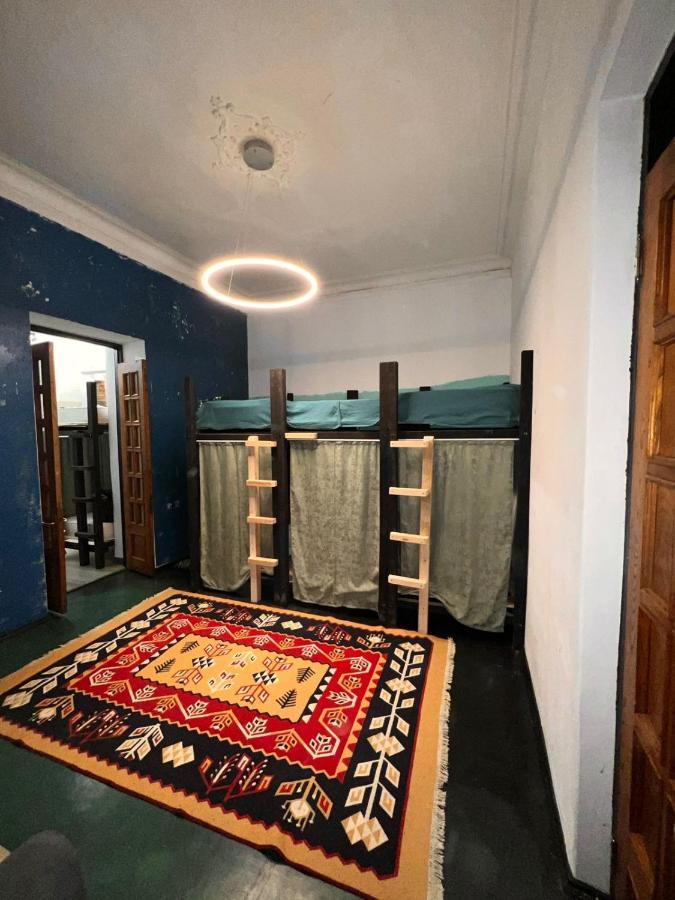 Communication Hostel Μπατούμι Εξωτερικό φωτογραφία